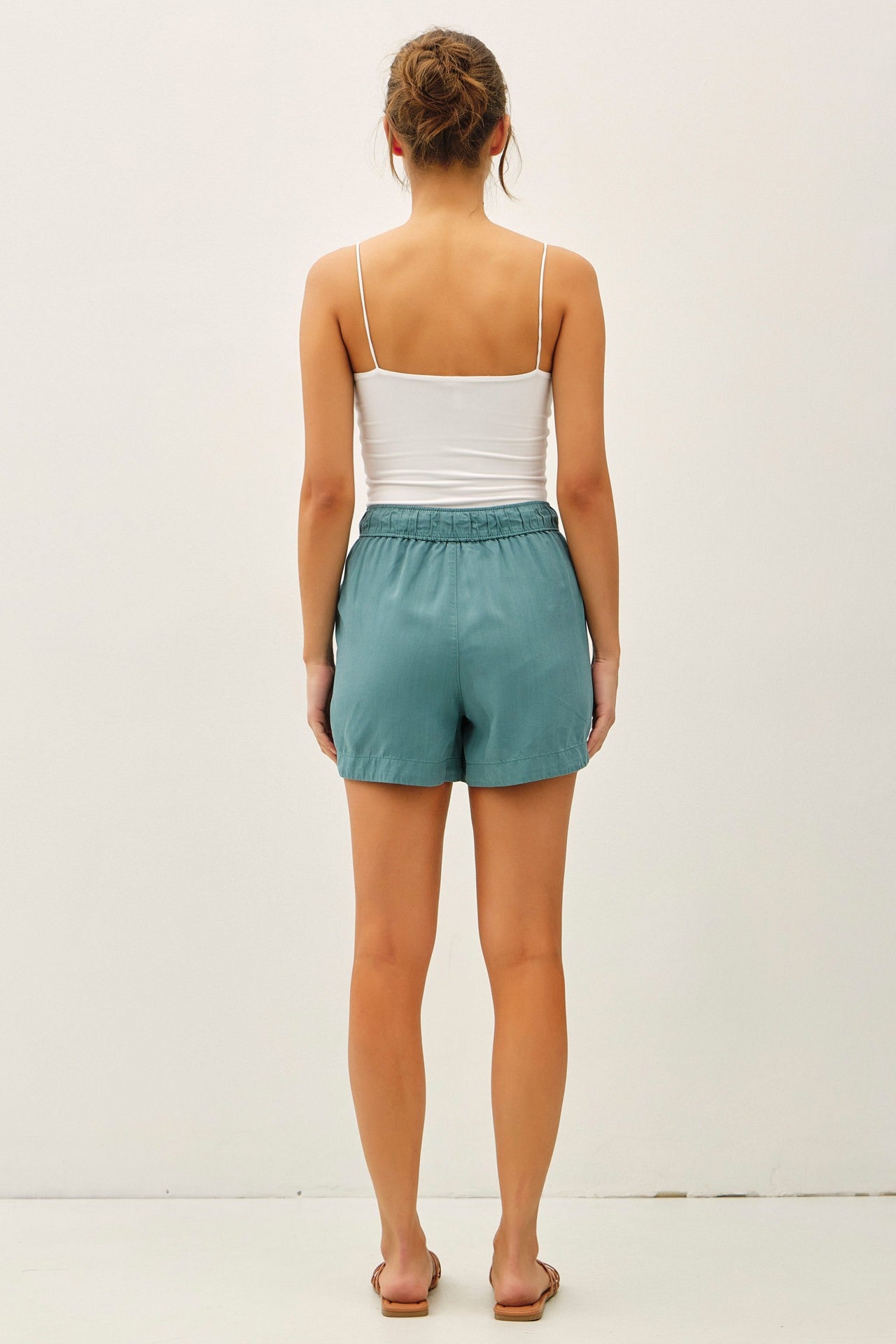 Mila Tencel Shorts