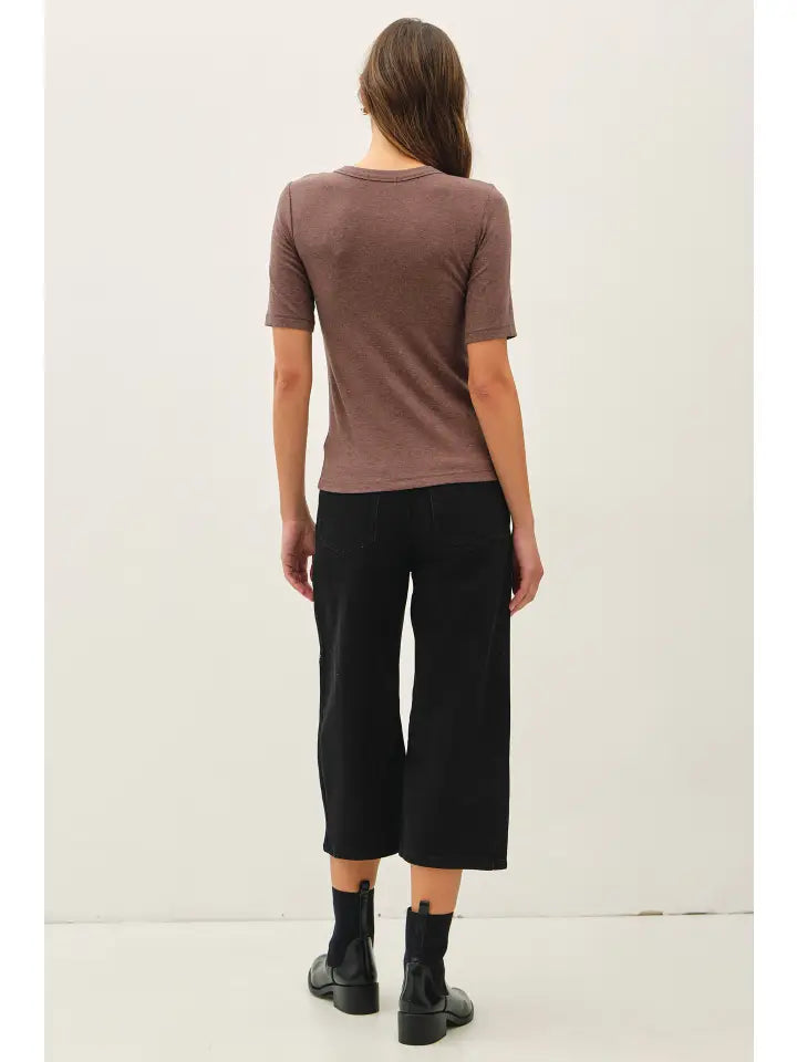 Weekday Short Sleeve Top in Walnut — ribbed short sleeve tee from Thread & Clover boutique
