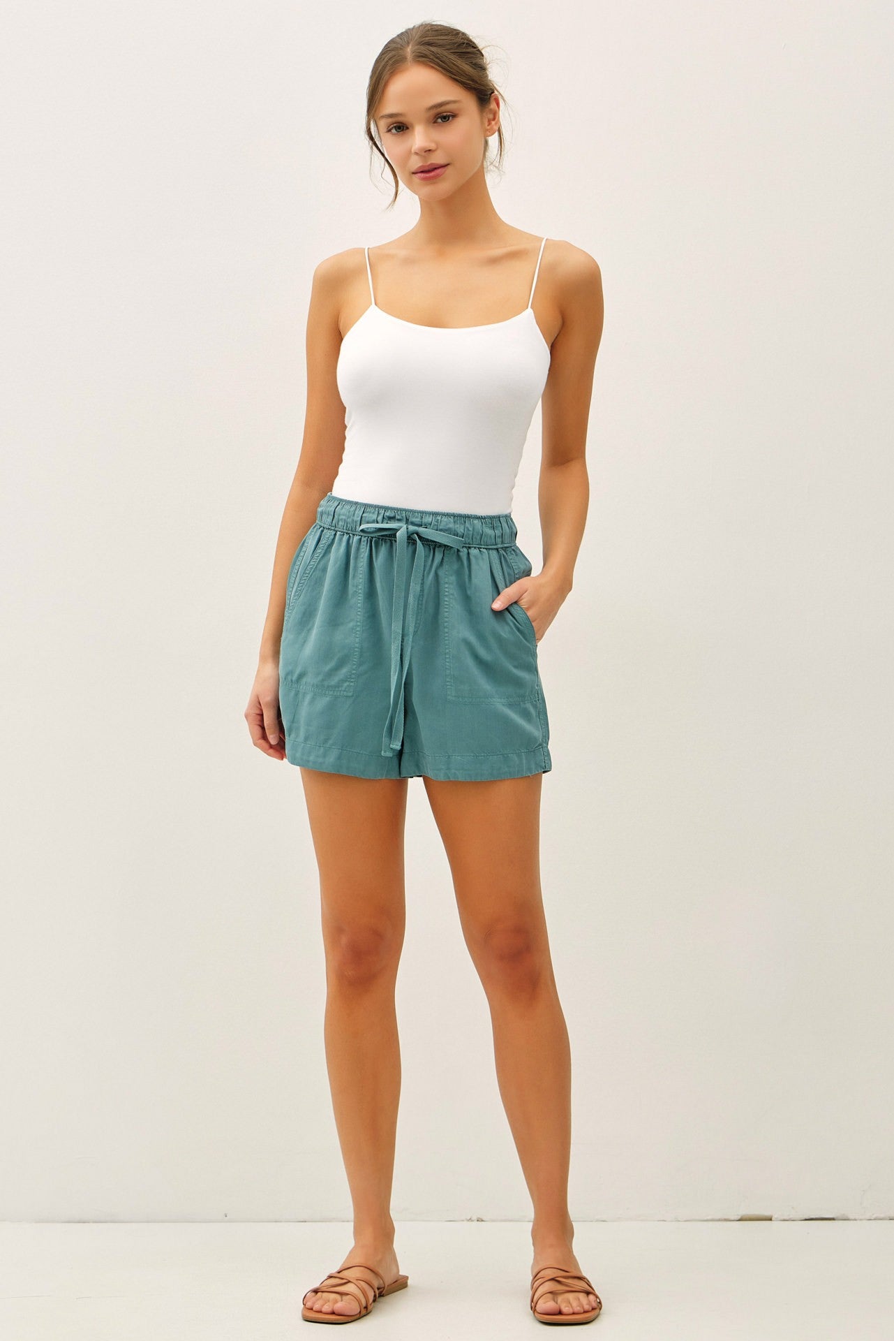 Mila Tencel Shorts