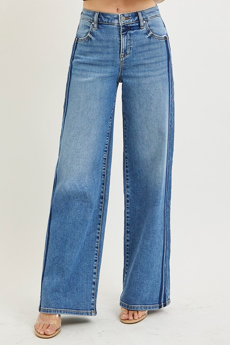 Risen Josslyn Wide Leg Jean in Medium Wash — slouchy wide leg denim from Thread & Clover boutique