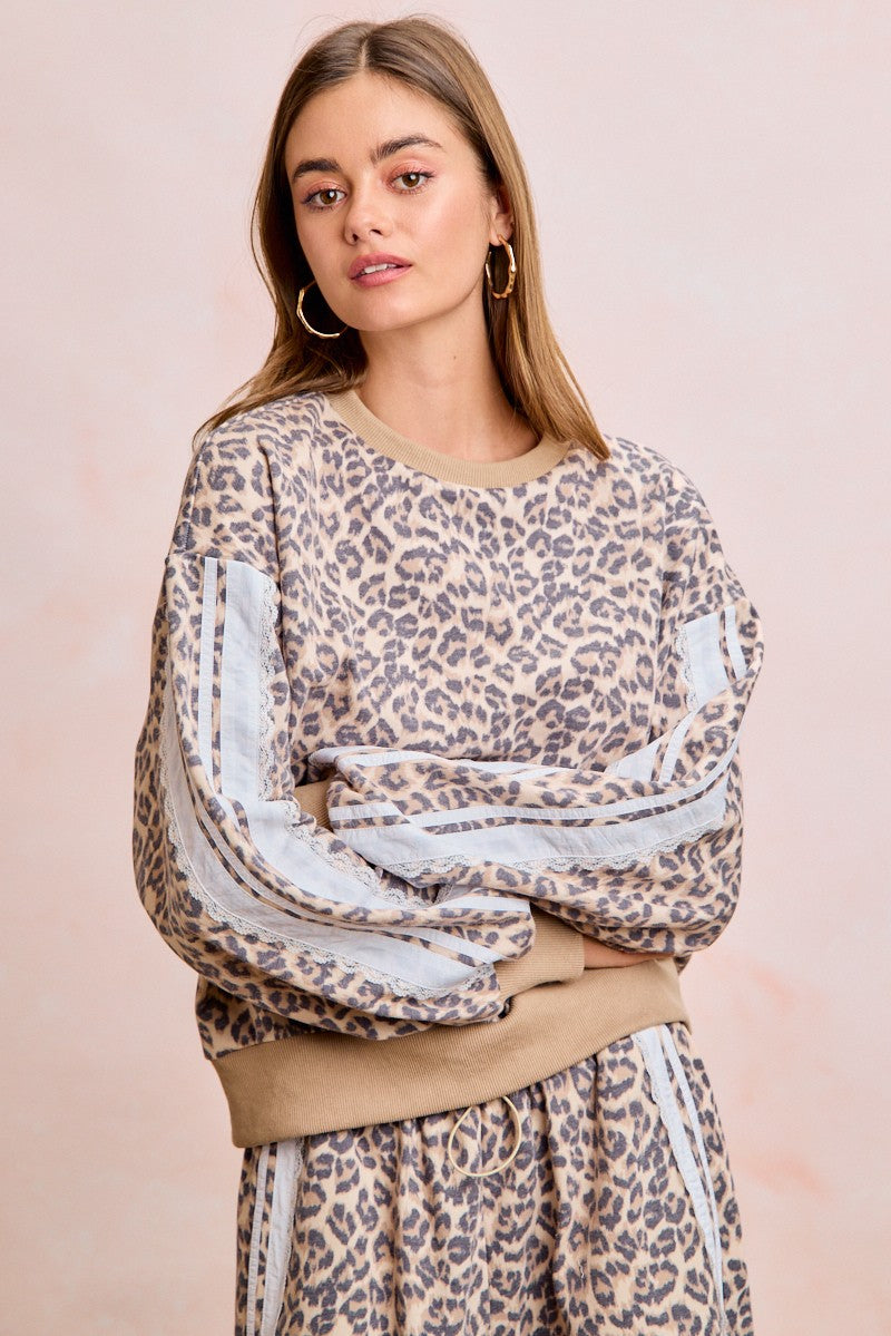 Ellie Leopard Sweatshirt
