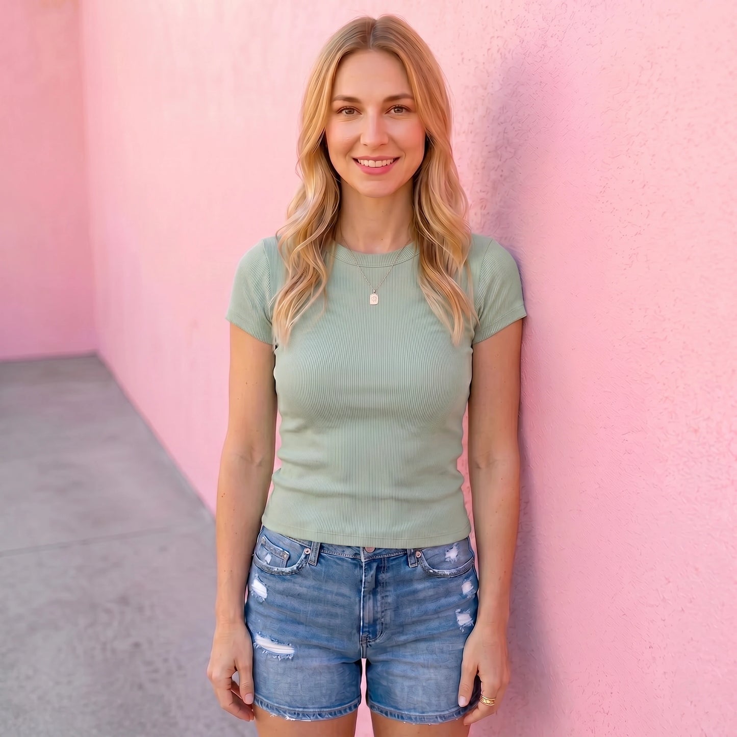 Timeless Ribbed Tee