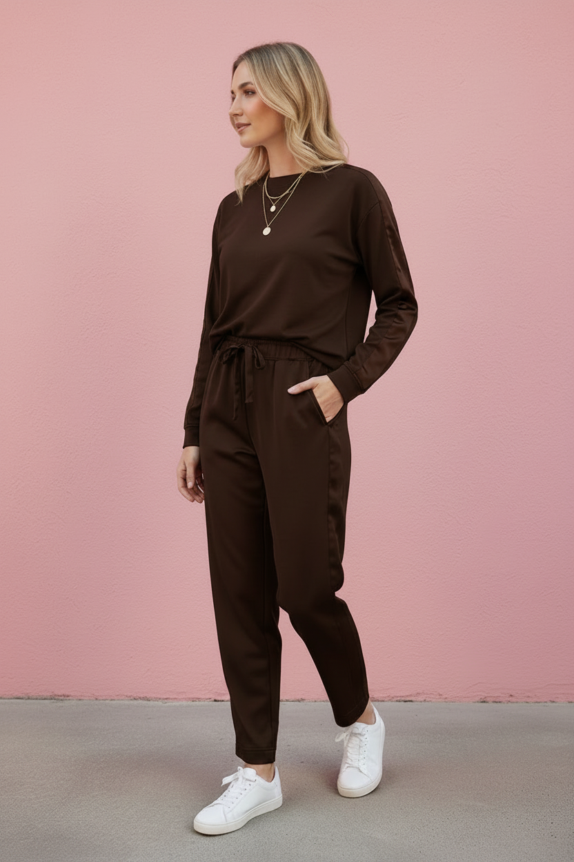 Una Satin Detail Straight Pant